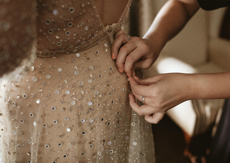 Как выбрать свадебное платье большого размера?