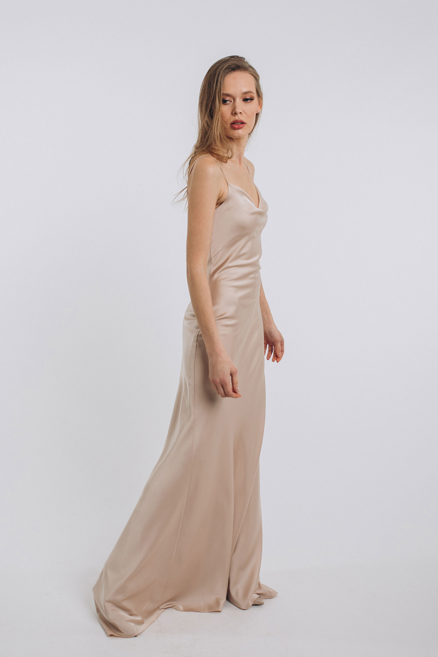 Silk dresses — elegance in nobility