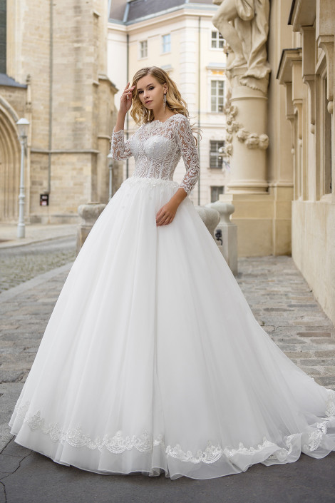 Beatrice Wedding Dress