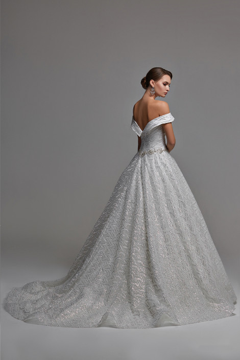 Funkelndes Tüll  Ballkleid , Brautkleid mit bestickter Spitze,elegantes  Hochzeitskleid aus glänzendem Satin ,Nicole.